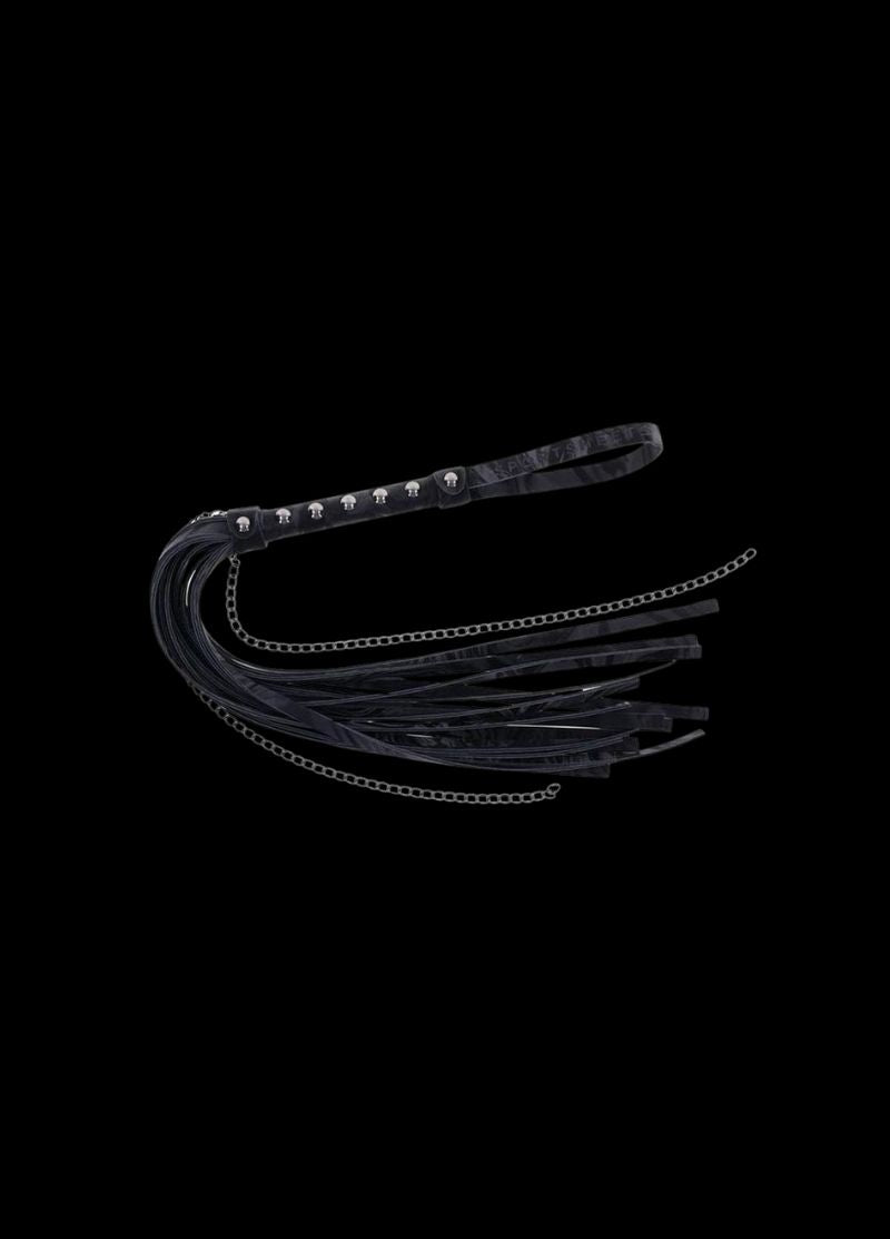 Velvet Noir Chain Flogger